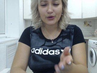 -Sexy-Blonde- bongacams