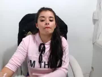 1_sweet_kisses chaturbate