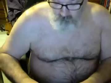 1lonelybear4boiz chaturbate