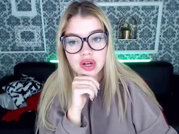 acira_gold chaturbate