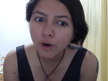 adela27 chaturbate