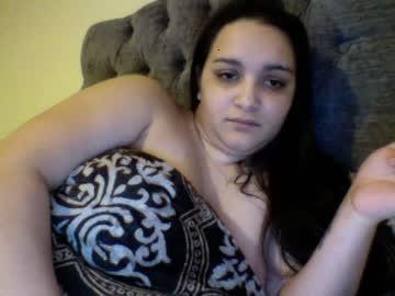 adelaine_jerlyn chaturbate