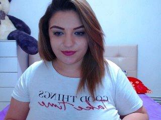 adellineee bongacams