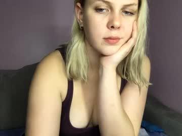 adriannacruzz chaturbate