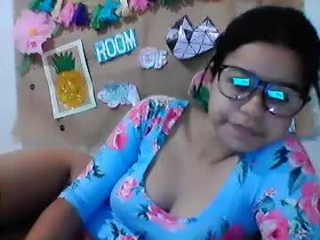 akiamiraixxx1998 chaturbate