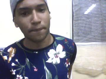 alejandro21hh chaturbate