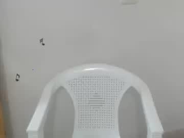 alejaroberts_18 chaturbate