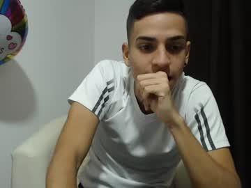 alex_bigdick17 chaturbate