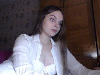 Alise-Aalis01 bongacams