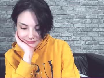 alice_18yng chaturbate