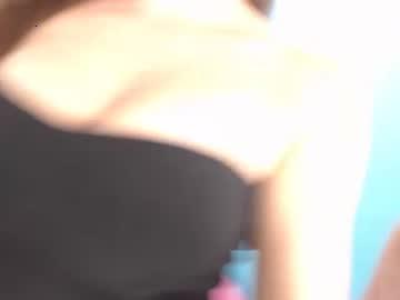 alisonandholly chaturbate