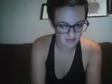 alyssaprettylilthing chaturbate