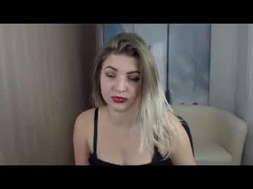 amoresuzann chaturbate