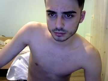 andrew97s chaturbate