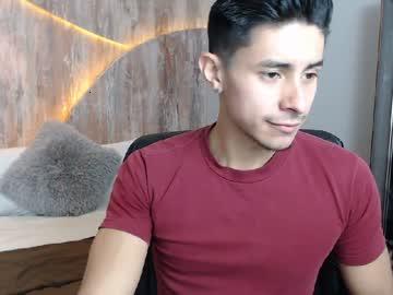 andrew_dibracco chaturbate