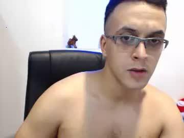 andrew_nicolai chaturbate