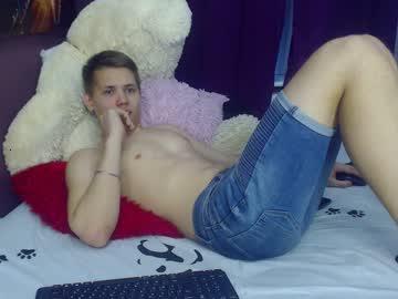 andy_klark chaturbate