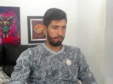 angel_zeus chaturbate