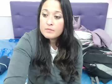 angiemoon365 chaturbate