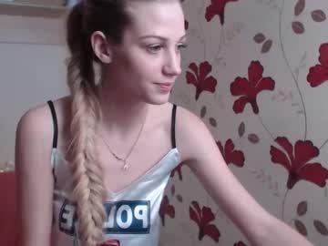 aprilsunnyy chaturbate