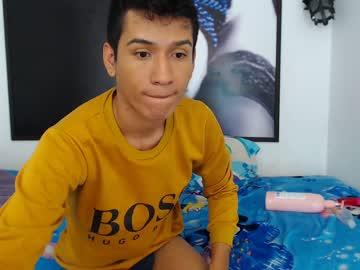 aron_sex19 chaturbate