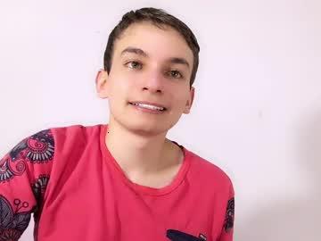 aron_twink chaturbate