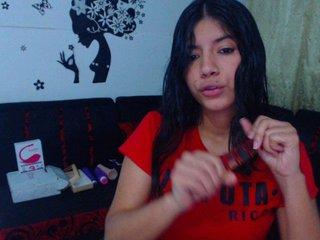 ashleygrey22 bongacams