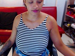 ashlynxx1 bongacams