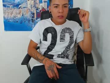 axel_latin chaturbate