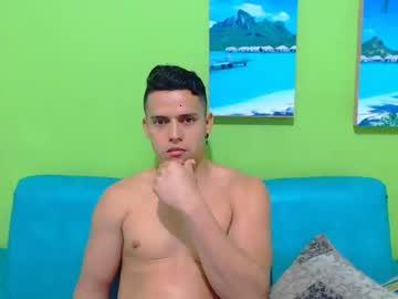 axelboyxxx chaturbate