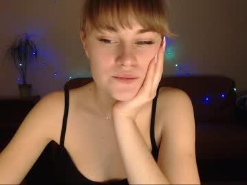 bambi_baby_19 chaturbate