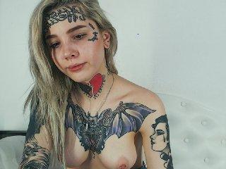 batmaangirl bongacams