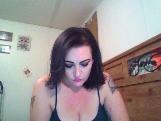 Bella8899 bongacams