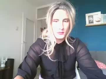 bella1414 chaturbate