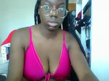 bigtittiesebony1 chaturbate