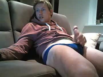 bigtoyboyholland chaturbate