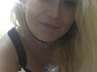 BlondeViksi bongacams