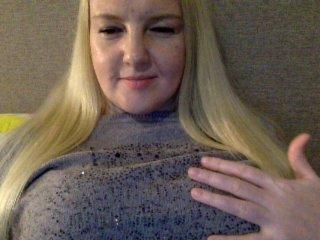 BlondyVio bongacams