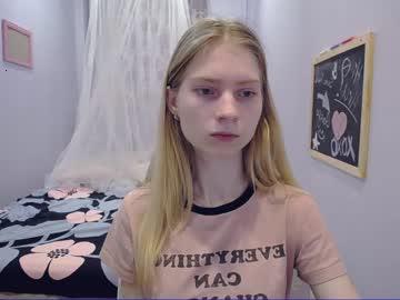 blonde_girldreams chaturbate