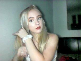 blondelola bongacams