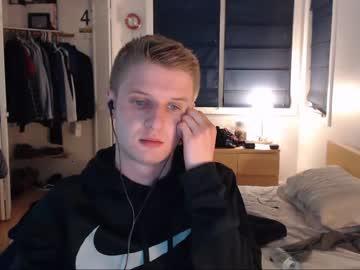 blondetwink66 chaturbate