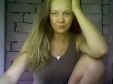 blondlindsey chaturbate