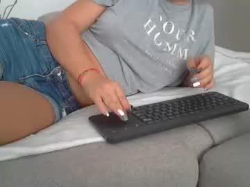 blondutzavio chaturbate