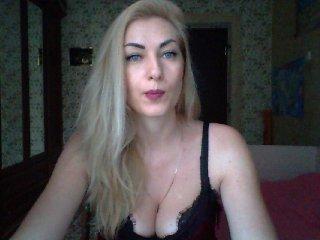 blondyle bongacams