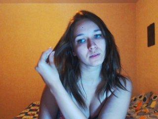 Blue-EyesRU bongacams