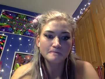 bluekitty98 chaturbate