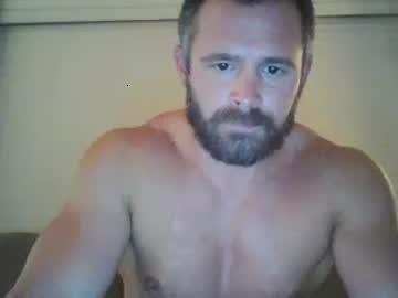 bradley8inches chaturbate