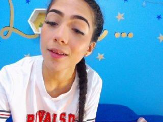 CamilaPink bongacams