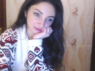 Camillla13 bongacams