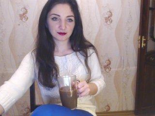 Camillla13 bongacams